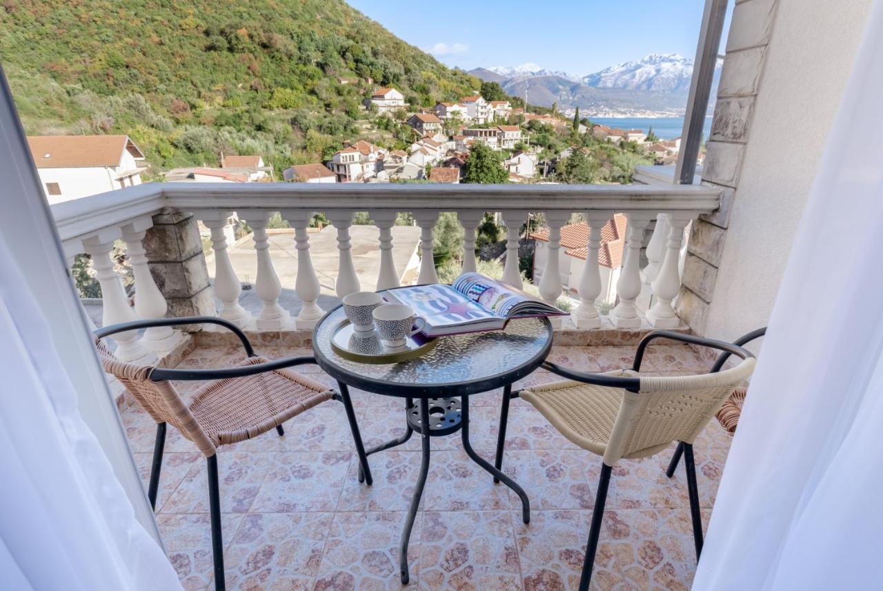 Elegance Duplexes By Monte Aria Herceg Novi Exterior photo
